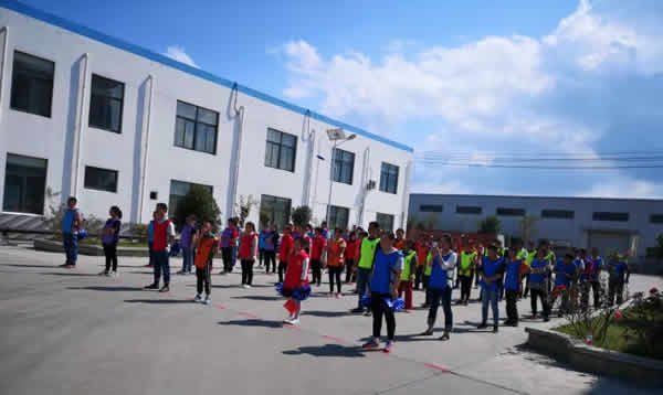 1570526810954.jpg 新聞=江蘇綠地成功舉辦“增活力、促和諧”主題運(yùn)動(dòng)會(huì)和召開績(jī)效考核總結(jié)大會(huì)02.jpg
